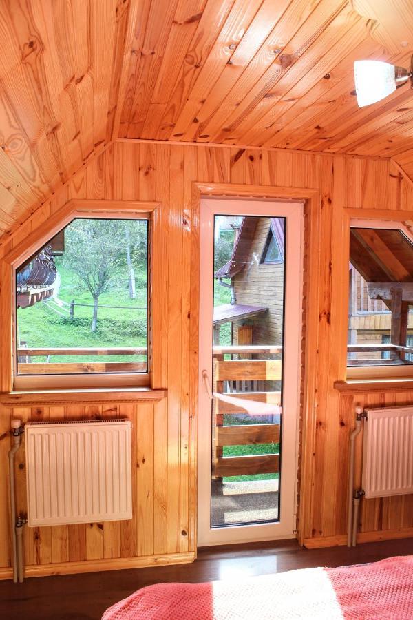 Cottage "Karpatske Shale" ياريمتشي المظهر الخارجي الصورة